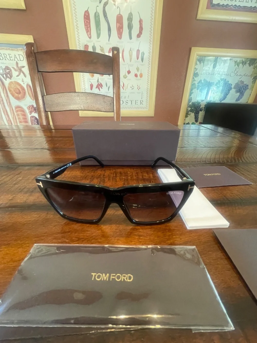 FABULOUS Tom Ford EDEN FT 1110 Black/Grey Shaded (01B)